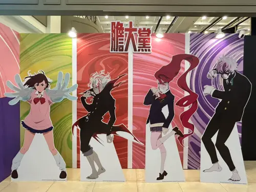 ▲膽大黨快閃店以全新圖素為亮點，主角群小桃、厄卡倫、星子、愛羅、寺仁，甚至是人氣角色高速婆婆，都以「逛街購物LOOK」首次亮相。（圖／中友提供）