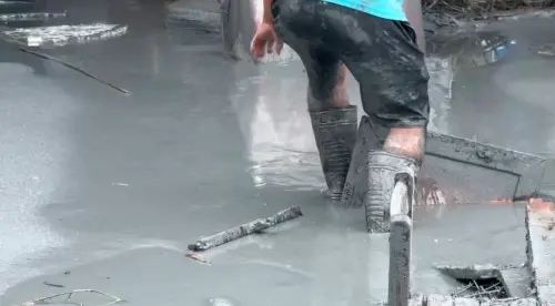 ▲花蓮馬太鞍溪堰塞湖溢流重創光復鄉，許多民眾自發前往災區投入救災。（圖／讀者提供）