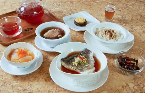 『隱形冠軍』再獻款待！喫茶趣茶膳三重奏　饕客讚「吃好更吃巧」
