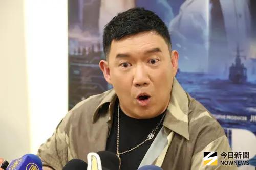 杜汶澤學吳慷仁喝豆汁！誇他「舌功」強：金鐘有舌頭獎他就會報名
