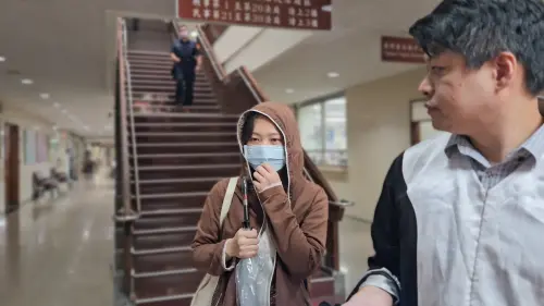 ▲林惠珠首度出庭認罪，本案唯一提告的檢察官姜長志透過聲明表示，只要被告捐10萬元給家暴防治、兒童保護機構，他願意無條件和解並撤告。（圖／記者劉松霖攝）