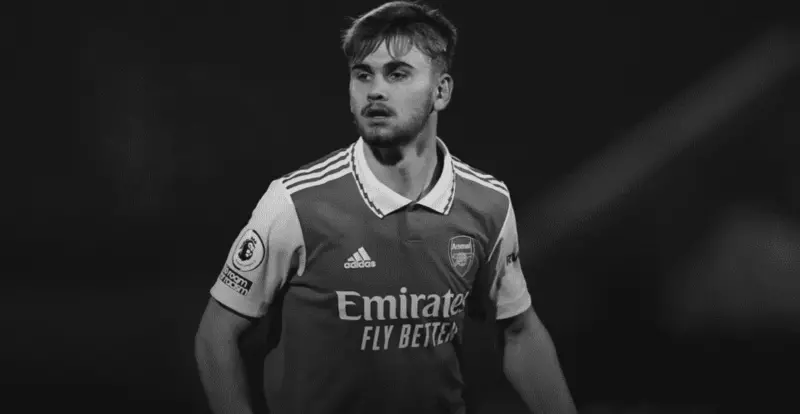 ▲效力於奇切斯特城（Chichester City FC）的前鋒維加（Billy Vigar），在21日的伊斯米安超級聯賽（Isthmian League Premier Division）對陣溫蓋特與芬奇利（Wingate and Finchley）的比賽中意外撞到場邊的牆壁受重傷，緊急送醫治療後於25日早晨不幸辭世，年僅21歲。(圖／取自兵工廠官網）