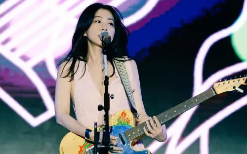 陳綺貞年過半百真實狀態曝！大秀纖細螞蟻腰　粉絲驚：真的50歲？
