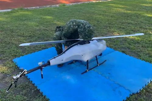 ▲裝甲564旅官兵完成戰術型無人機整備，待命投入偵蒐救災任務。（圖／第4作戰區提供）