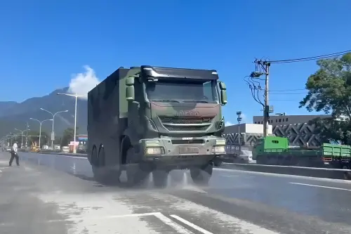 ▲39化學兵群重消車執行清消任務。（圖／記者莊全成翻攝）