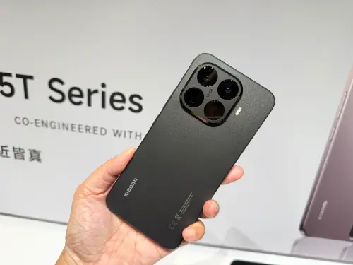 ▲小米15T系列持續和徠卡合作，其中Pro 12GB+1TB頂規版售價19,999元，2萬有找，相當具有競爭力。（圖／記者周淑萍攝）