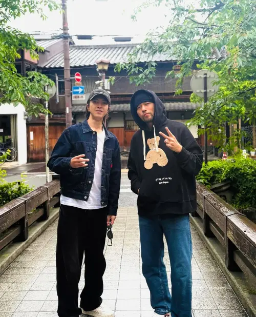 ▲山下智久（左）今年上半年常常來台灣，還參加周杰倫大巨蛋演唱會。（圖／IG@tomo.y9）