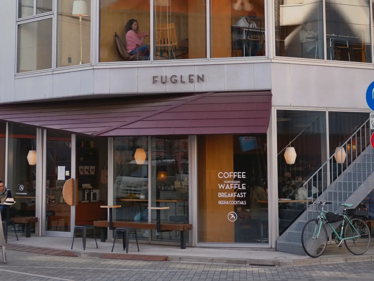 ▲「2025森之市 珈琲與花物語」在台北松山文創園區登場，聚集海內外知名咖啡品牌，包含在日本東京排隊名店、被譽為「世界上最好的咖啡店」之一的「Fuglen Tokyo」，也來台快閃。（圖／記者葉盛耀攝）