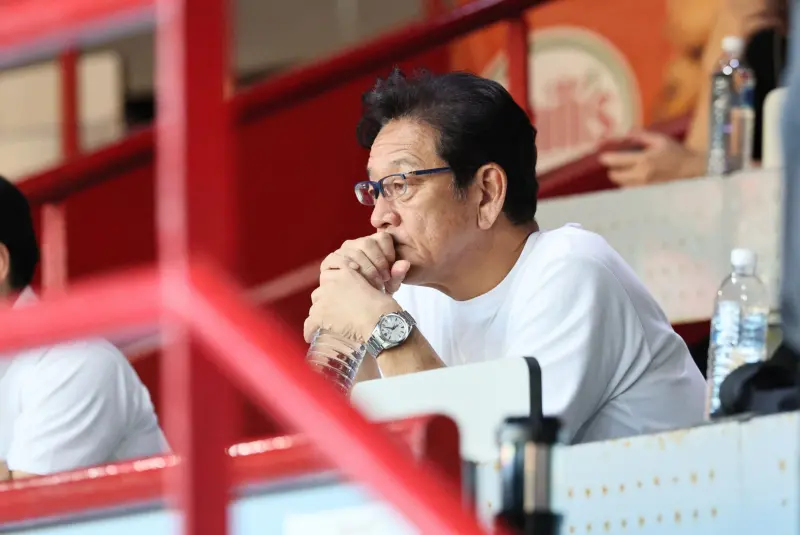 ▲北海道日本火腿鬥士隊CBO栗山英樹今日現身天母球場，觀看徐若熙投球。（圖／味全龍提供）