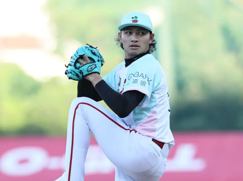 ▲味全龍徐若熙近期秘密赴日，展開與日職球隊交流，味全龍也證實，有多支球隊表達網羅之意。（圖／味全龍提供）