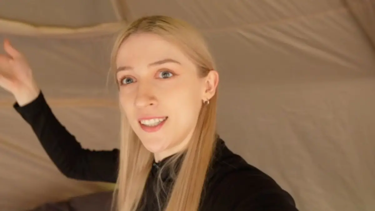 ▲《中文怪物》第二集引爆熱議，美籍選手崔璀璨雖實力堅強，卻因分組人數超額遭陳安陽淘汰。她無奈爆料：「名字都唸不出來就沒資格踢我。」粉絲齊聲力挺，直呼太可惜。（圖／翻攝自臉書崔璀璨 Tristan H.）