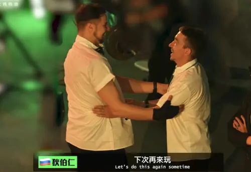 ▲花椰菜最後和狄伯仁擁抱。（圖／翻攝自Threads broccolivlog）