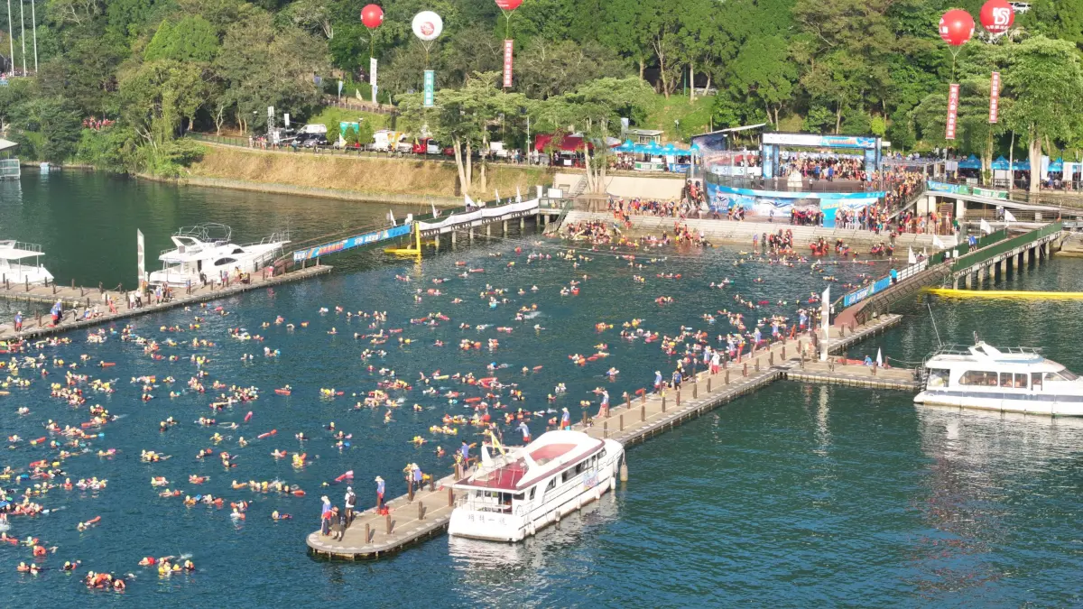 ▲日月潭國家風景區內由管理處負責的公有碼頭、觀景平台、自行車道及步道等場域，全面禁止燃放爆竹和煙火。（圖／南投縣政府提供）