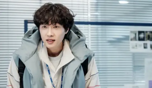 ▲智鉉寓劇中飾演熱血副導演。（圖／東森提供）