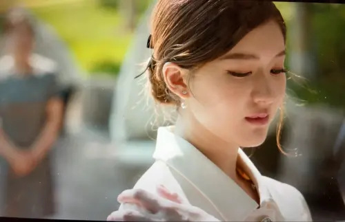 ▲《許我耀眼》趙露思。（圖／翻攝自Netflix）