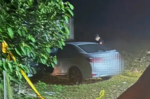 高雄旗山凌晨命案！公司負責人與女兒渾身是血倒在車內　1死1重傷
