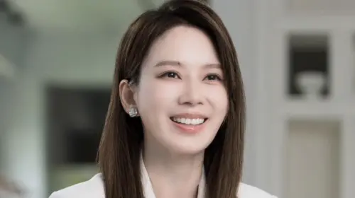 Melody改當老師吸金4千萬！于美人回鍋補教業　金鐘得主變身教授
