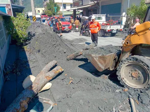 台南市馳援花蓮協助災後復原　展現跨縣市同舟共濟精神
