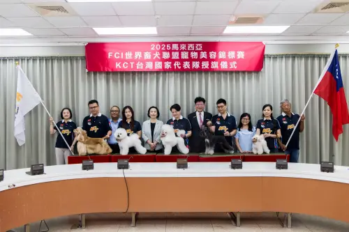 ▲出發前農業部杜文珍次長授旗鼓勵參賽選手。（圖／農業部）