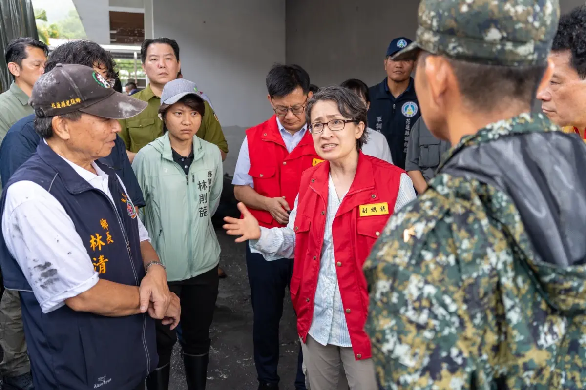 ▲網傳勘災要求災民迴避，蕭美琴說明從未要災民迴避或移地。（圖／總統府提供）
