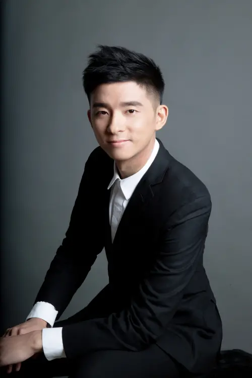 ▲黃家正（如圖）曾因成名生活而對學習音樂感到困惑，經過一次次的暫停，讓他真正回到音樂路上，並擁抱音樂。（圖／黃家正提供）