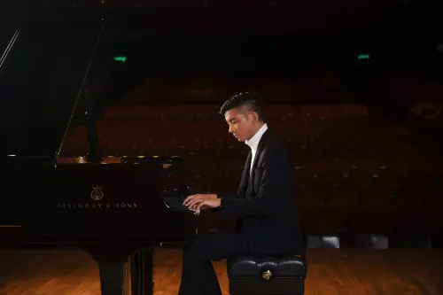 ▲黃家正（如圖）認為奧地利作曲家舒伯特晚年作品，並不是感傷，而是充滿了勇氣。（圖／黃家正提供）