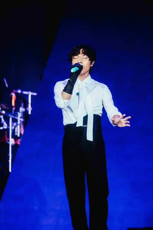 ▲盧廣仲（如圖）《傷感早餐店》演唱會今（28）日下午在台北國際會議中心舉辦最後一場。（圖／寬宏藝術＆添翼文創提供）