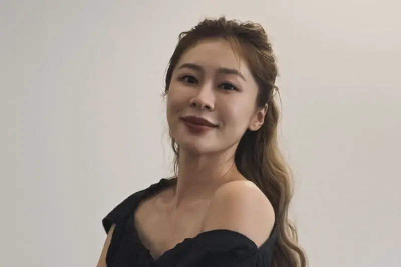 ▲花蓮光復鄉馬太鞍堰塞湖溢流重創，藝人張棋惠揪9歲女兒一起捐款給予幫助，而女兒二話不說直接從存錢筒掏錢出來，讓做媽媽的她超窩心。（圖／@windienikki IG）