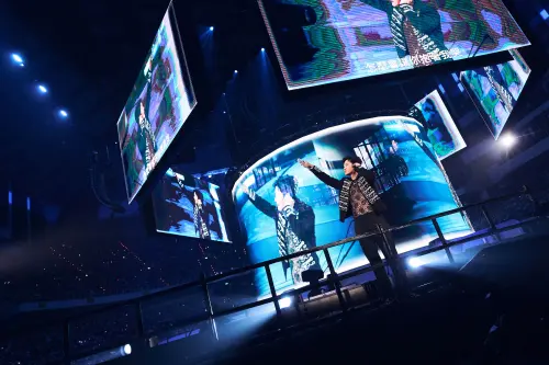 ▲周興哲（如圖）今晚在台北小巨蛋開唱，告五人驚喜現身。（圖／星空飛騰提供）