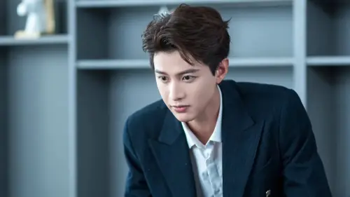 ▲近年，中國短劇市場蓬勃發展，卻也衍生出不少行業高壓問題。（圖／示意圖／翻攝自微博）