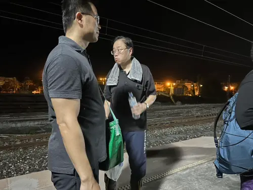 ▲桃園市原住民人口為全台第二，多來自花蓮，因此桃園市長張善政低調前往光復關心災情，並指示市府團隊配合不同階段，持續加派支援。（圖／擷取自張善政臉書）