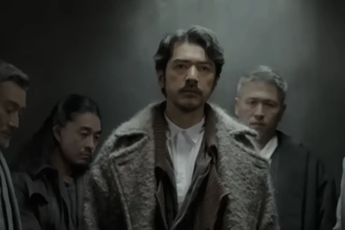 ▲金城武（中）睽違大銀幕快8年半，終於要以《風林火山》回歸，成為10月受到矚目的焦點大片，此外許光漢、基努李維等中外男神也都有新片要推出，票房大戰結果受矚目。（圖／摘自壹壹喜喜）