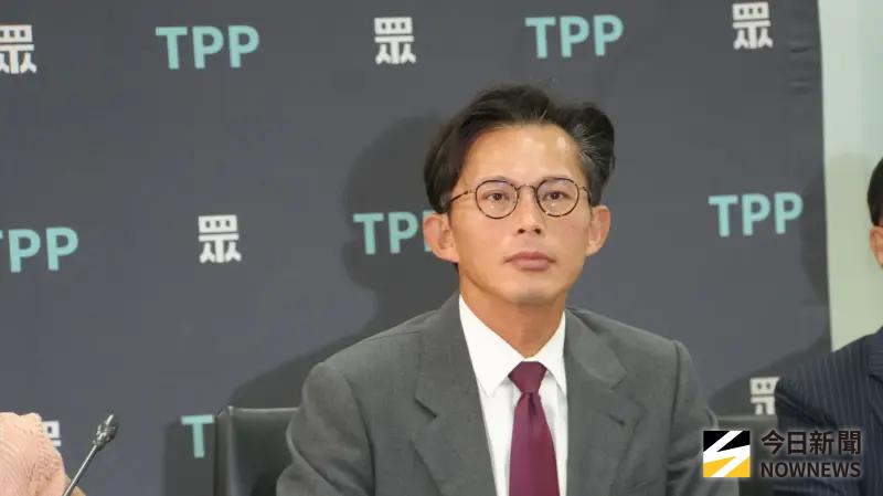 ▲民眾黨主席黃國昌遭《鏡週刊》質疑凱思國際背後有港資。（圖／記者呂炯昌攝）