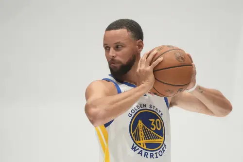 NBA／勇士7小時內大動作！裁掉3人、簽4人　柯瑞曝庫明加給出承諾
