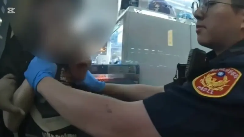 ▲新北市新莊區一名70歲的梁姓老翁被司機抓包多次搭霸王車。（圖／翻攝畫面）