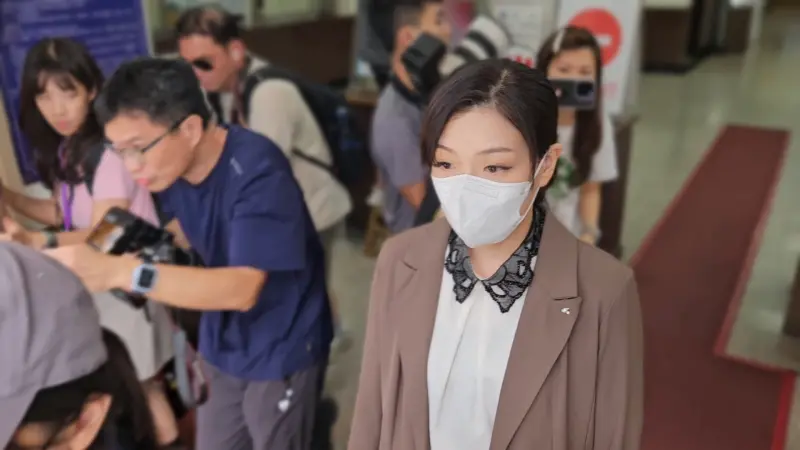 ▲新竹市長高虹安為貪污案二審出庭，她喊冤沒有貪污，希望改判無罪，講到父母時還忍不住哽咽。（圖／記者劉松霖攝）