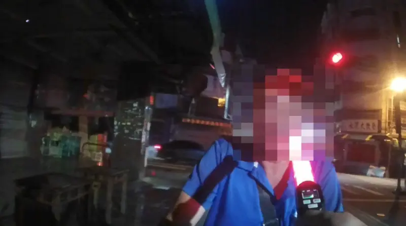 ▲騎腳踏車赴酒攤 安啦?  超標一樣開罰!（圖/記者鄧力軍翻攝）