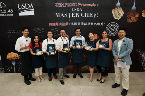 美國農業部次長訪台推廣美國雞肉　中西合璧刈包體驗展現飲食交流
