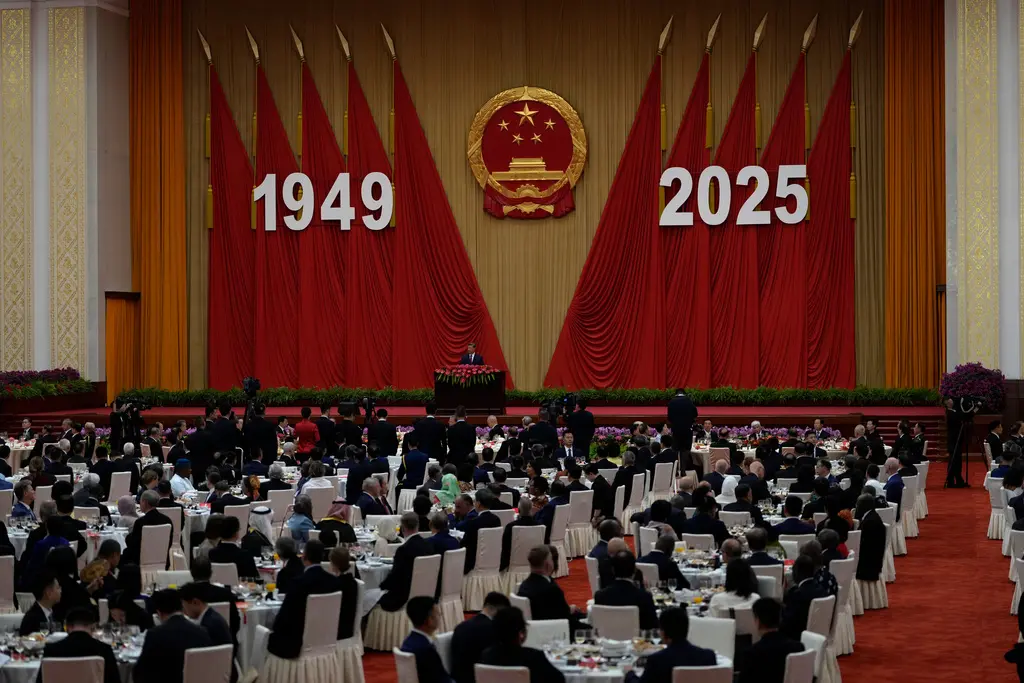 ▲中國將於10月1日迎來中華人民共和國成立76週年國慶，建政76週年招待會今（30）日在北京人民大會堂舉行。中國國家主習近平出席並發表重要講話。（圖／美聯社／達志影像）