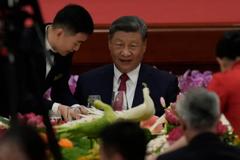 ▲四中全會落幕，外界普遍以為將上演的政變戲碼，目前看來似乎沒有發生，財經網美胡采蘋認為，習近平對權力的掌握恐怕已非常穩固了。（圖／美聯社／達志影像）