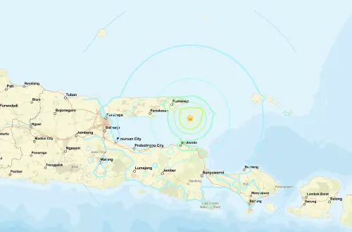 菲律賓後印尼也震！爪哇外海規模6.0強震　旅客倉皇逃出飯店
