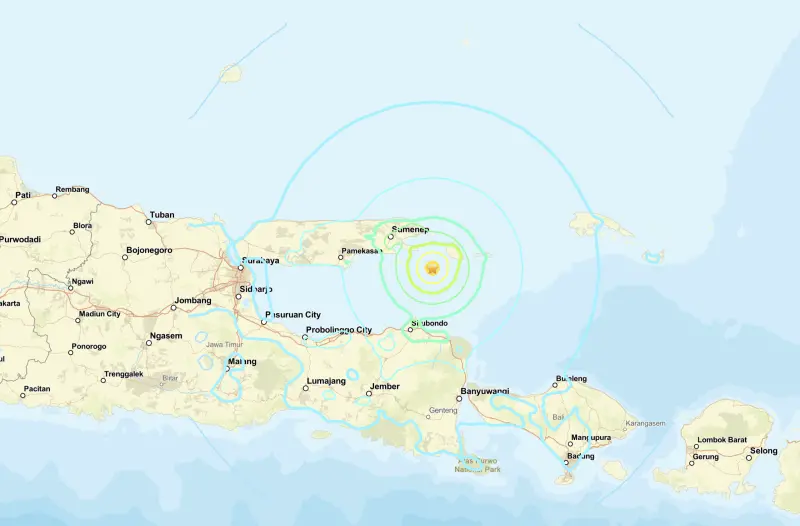 ▲印尼主要島嶼爪哇島（Java）外海也在當地時間晚上11點49分（台灣時間1日凌晨0點49分）發生規模6.0地震。目前暫無傳出傷亡消息。（圖／翻攝自USGS）