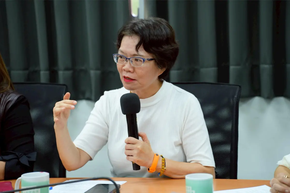 連署反助理費除罪化！爆劉書彬「開罵逼撤簽」 幕僚急奔出辦公室