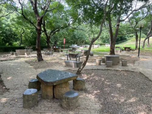 ▲今年中秋台中市循往例僅開放清水鰲峰山公園烤肉區（如圖）及北屯中正露營區兩處。（圖／翻攝台中市政府）