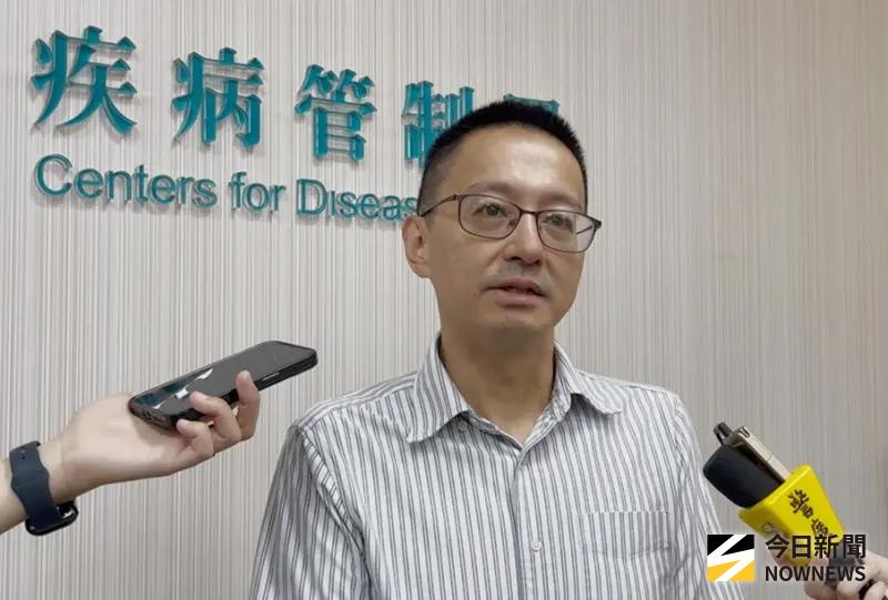 ▲疾管署長羅一鈞提醒，近期腸病毒主要流行病毒株，為更易造成3歲以下幼兒重症的克沙奇病毒。（圖／記者張乃文攝）