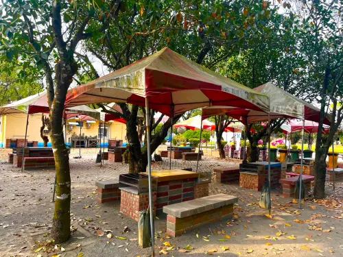 ▲高雄農場的烤肉區設備完善。（圖／取自高雄農場官網）