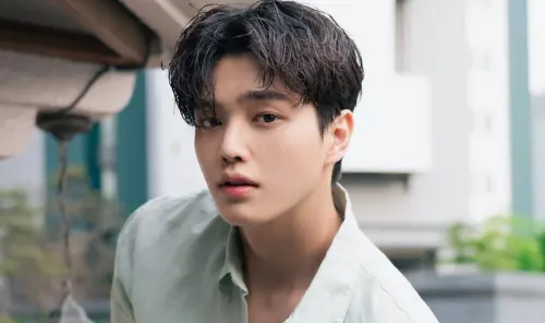 宋江正式退伍！回歸劇傳演《四手聯彈》鋼琴天才　當完兵一樣超帥
