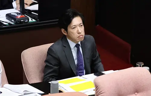 綠黨團群組對話外流有內鬼！黃國昌批：政務官為民進黨服務很悲哀
