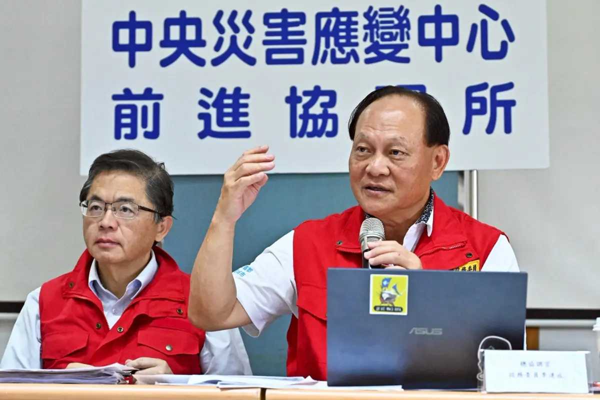 ▲季連成近日擔任中央災害應變中心前進協調所的總協調官。（圖／行政院提供）