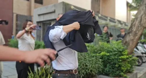 ▲薛楷莉的邱姓前男友作證說，2022年捲入黑道糾紛時，薛楷莉聲稱媒體圈朋友與天道盟鐵霸每晚喝酒，可代為處理，需要420萬元。（圖／記者劉松霖攝）